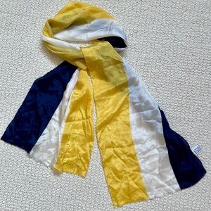Oscar de la Renta | Vintage | Silk Scarf | Navy, White & Gold Stripe